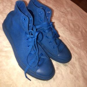 Blue high top converse sneakers